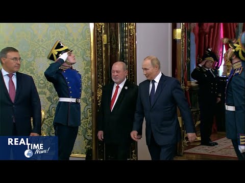 Malaysian King Makes Historic Visit to Russia, Meets Putin in Moscow