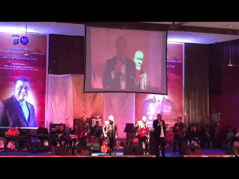 Junimart feat Amigos