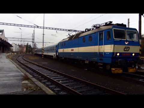 Os 7004 + R 613 Svatava (ČD 362.130) - Karlovy Vary - 11.12.2016