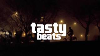 Games - Strawberry Skies