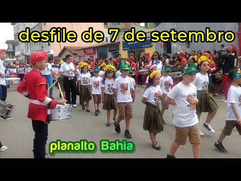 Desfile de 7 de setembro planalto Bahia 