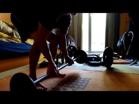 Crunch in den Gelenken und Schmerzen Knee Replacement Volgograd