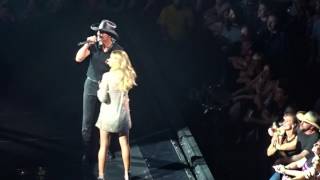 Tim McGraw &amp; Faith Hill - It's Your Love - Soul 2 Soul World Tour in Calgary