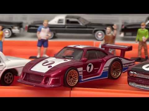 Hot Wheels Car Culture TRACK DAY Super 6-Lane Raceway