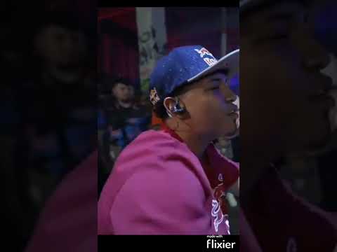 Minutazo de VALLES T vs Tirpa!!  Un colombiano en una fabrica de harina!! #shorts