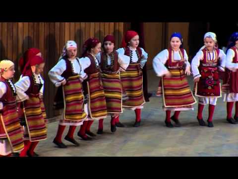 „Зурли трештат на сред село“ - Детска група ООУ „Димо Хаџи Димов“ - 13.12.2015