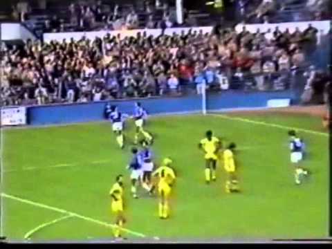 Everton 2-1 Coventry City 1984-85 (Everton goals only)