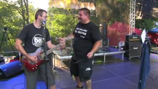 Video Grobiani - Robota ( Pracovná ) TANEC SLNKA 2016 live