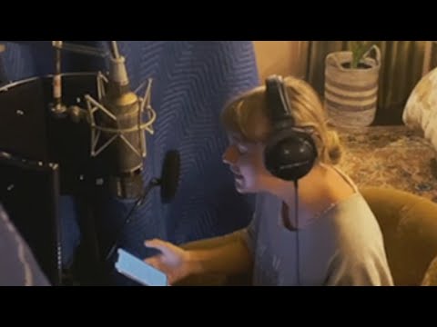 Taylor Swift - making of folklore (behind the scenes)