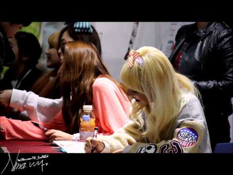 [HD Fancam] 121223 Alice @ Hello Venus Fansign