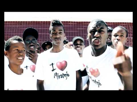 D´Flow-É Mira(Vídeo Oficial)