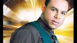 Te Vas Fuera De Mi Vida Lyrics English Translation