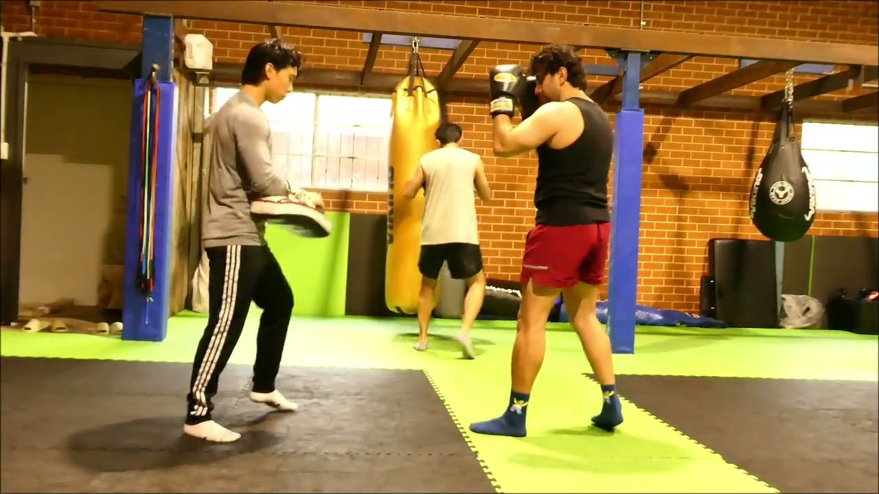 Kickboxing with Simon — session video