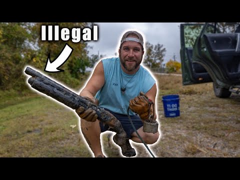 Giant Magnet Discovered Hidden Criminal Dumping Ground - Criminal Evidence Found Magnet Fishing