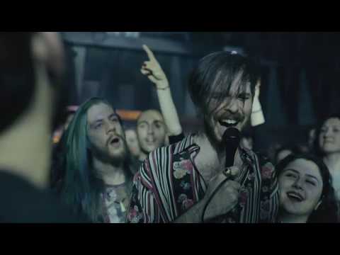 Lalalar - Hata Benim Göbek Adım (LIVE@babylon )