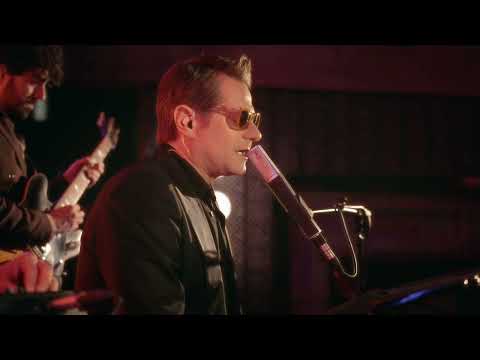 Stefano Signoroni - La Follia Della Dolce Vita (Live)