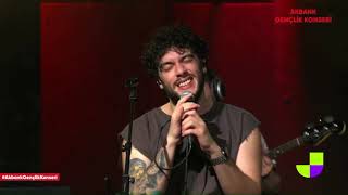 Dolu Kadehi Ters Tut - Yalan ( Akbank Gençlik Konseri )