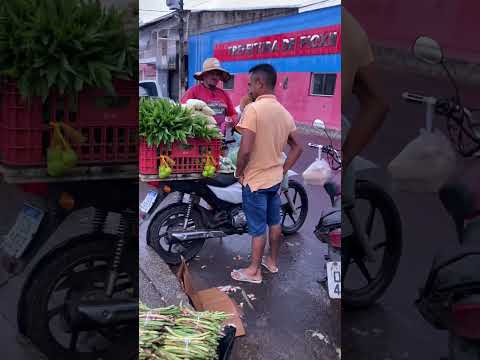 Feira debaixo de chuva em Pio XII Maranhão ♥️👏👏￼