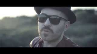 I negramaro raccontano "Lo Sai Da Qui" da La Rivoluzione Sta Arrivando