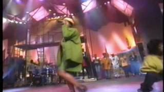 Queen Latifah - Latifah&#39;s Had It Up 2 Here (Live)