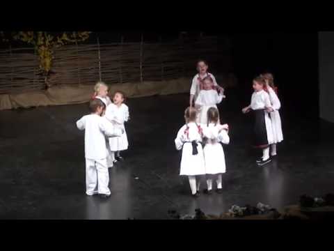 KUD Dučec, Mraclin   Na kraj sela kolo igra Low, 360p