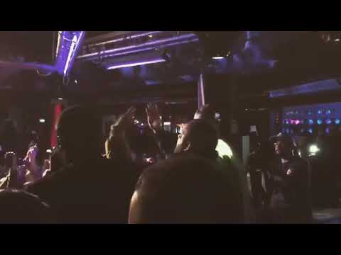 MANUELLSEN & FLER performen Lifestyle der Armen und Gefährlichen gemeinsam LIVE