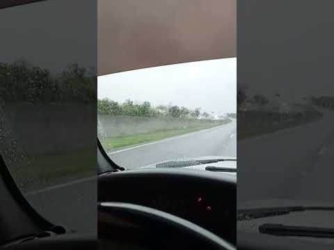 HOMEM CAMINHA NA MURETA da RONDON EM BAURU SP ##VIRAL