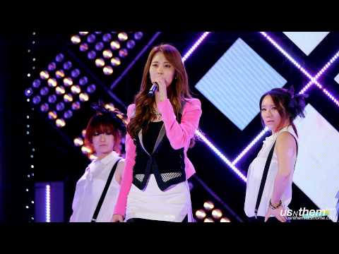 [FanCam] SNSD TaeTiSeo - SeoHyun "Baby step" 2012/10/15