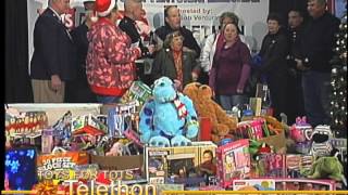 Toys for Tots at the Warwick Mall 2013 Part 1of 3