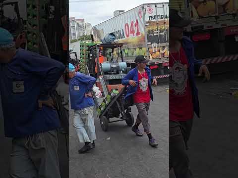 #nossa VIAGEM DA CIDADE DE GUARATINGUETA ATE CEAGESP SÃO PAULO SEIS HORAS DE VIAGEM MUITOS CARRO