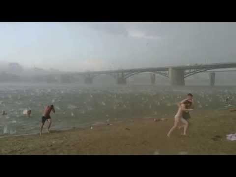 Hagelsturm am Badestrand [Video aus YouTube]