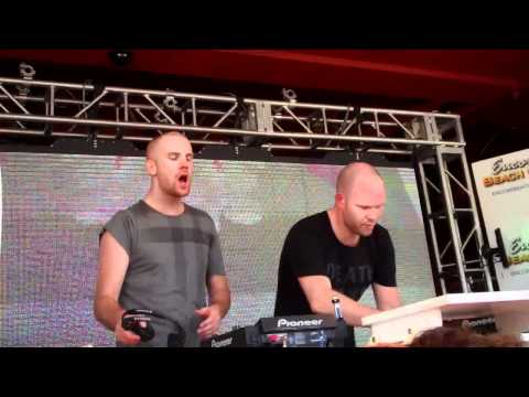 Dada Life - This Sh!t is Bananas!/Replica (Gwen Stefani/Afrojack)