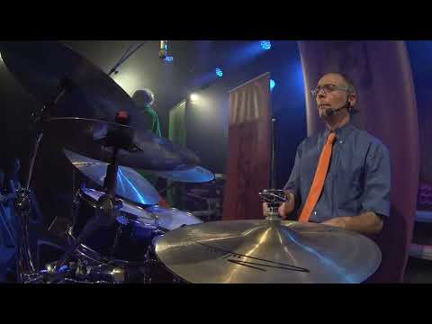 Band mit Witz live im E Werk - Was gscheids