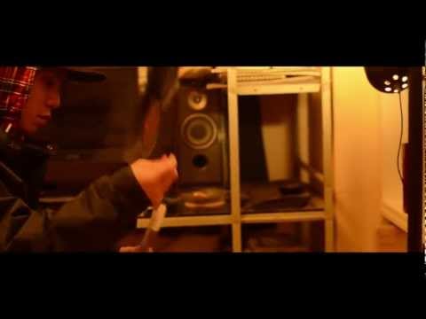 RHYME BOYA feat.BLAHRMY / BIGVILLAGE (a.k.a. swpa swwpaa M.V.)