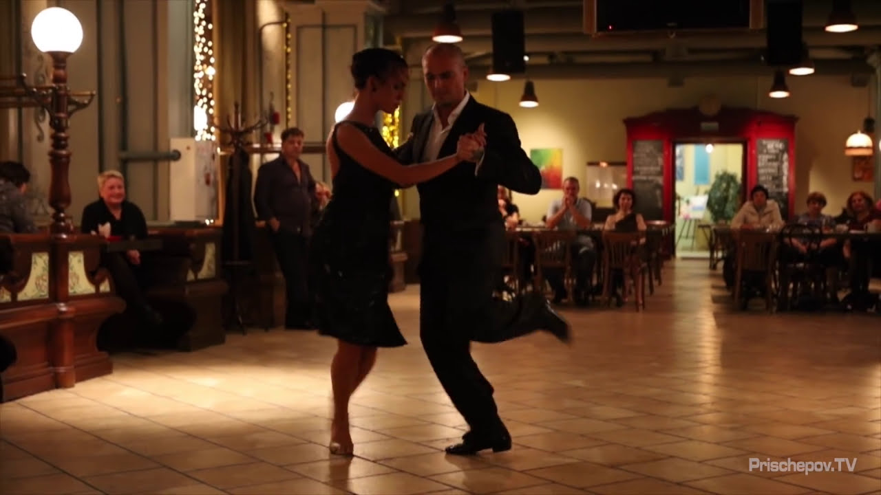 Video thumbnail for Yerpun Castro & Galina Skorikova, 2-3, Moscow, Prischepov Milonga "Orangereya" 11.09.2016