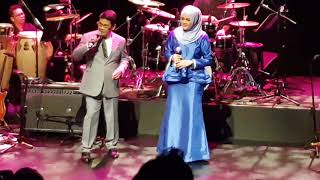 Download lagu Gurindam Jiwa - R Ismail & Rabi'atul LIVE @ Studio Teater Esplanade Di Persisiran. mp3