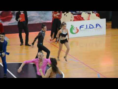 Nicole alfieri Y Andrea Tassari classe A Salsa cubana