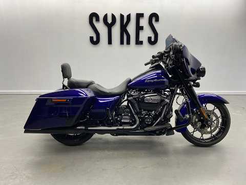2020 Harley-Davidson FLHXS Touring Street Glide Special in Zephyr Blue and Black