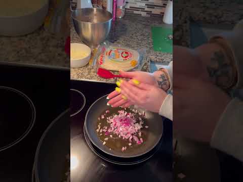 Leftover BBQ Chicken Quesadillas #bbqchicken #quesadillas #bbq #easydinner #quickmeals