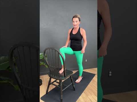Tight Hips & Back Pain? Do THIS Standing Hip Flexor Stretch!