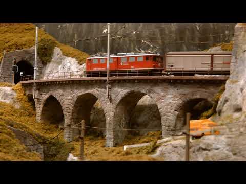 Modelleisenbahnanlage der Schweizerischen Graubündenbahn - Schmalspurbahn in Spurweite H0