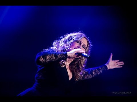 Ornella Serafini canta "Brava" nello Show "Acqua e Sale Omaggio a Mina e Celentano" (2019)