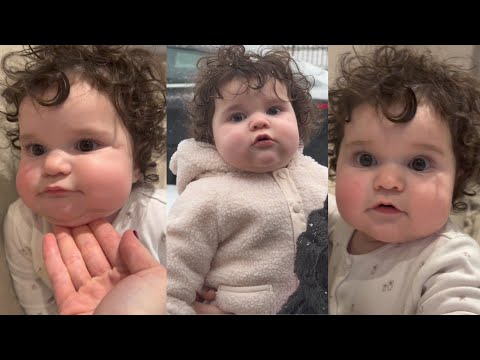 When you don’t get attention for 2 minutes 👼🏻👶🏻🍼 #familycontent #babywinnie #winnie #funnybabyvideos