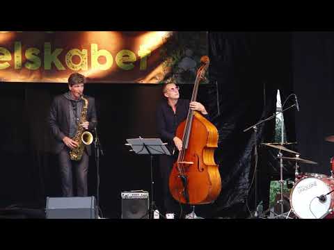 FREE EDDIE (Jakob Dinesen /Anders Christensen/Laust Sonne trio)