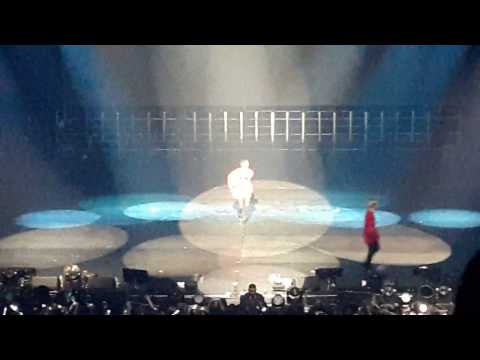 [170319] FanCam BTS The Wings Tour in Brasil - Save Me (pt.1/2)