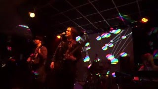 The Coral - Who&#39;s Gonna Find Me (Live)