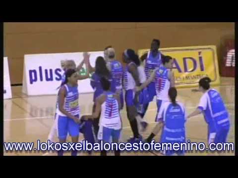 Cristina García, desde el medio del campo