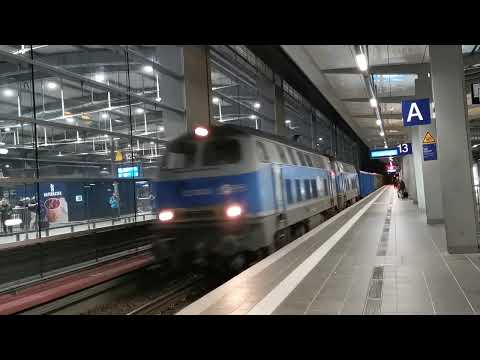 EGP Doppel BR 225 mit Eanos Wagen in Berlin Ostkreuz