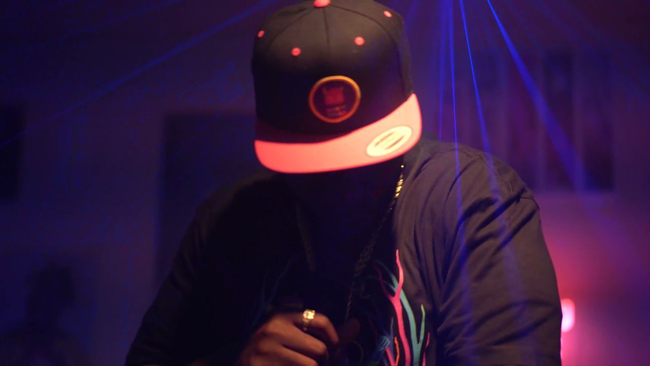 STUDIO B PRESENTS: DAT BOI NARD 