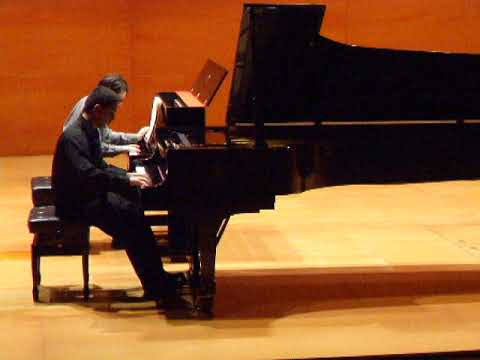 Valentin Moldovan plays Liszt Piano Concerto No.1